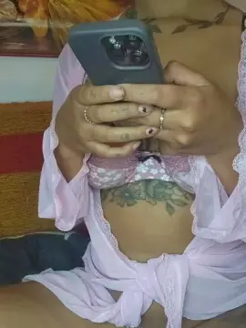 Cam4 Live Porn of Maricba2