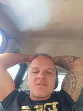 Cam4 Live Sex of morenoswing1
