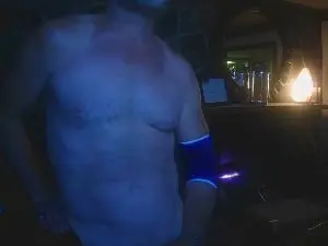 Cam4 Free Porn Cam of Hungthickbrit52