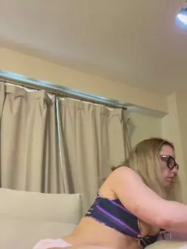Cam4 Free Live Porn of Ambrrr