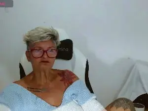 Cam4 Sex Cam of bety_cum2