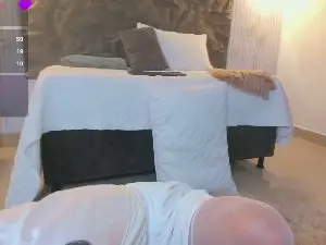 Cam4 Live Sex Cam of conie_jones