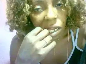 Cam4 Sex Cam of Sairah28