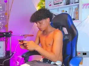 Cam4 Best Webcam of Taylor_Black_