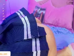 Cam4 Private Sex Chat of ISABELA_TAY