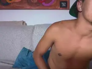 Cam4 Live Sex of AmoElite