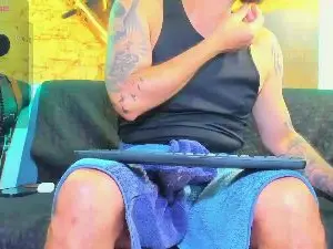 Cam4 Live Sex of johnyblue2022