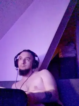 Cam4 Free Porn Cam of Knutberserker