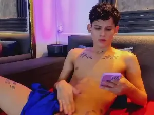 Cam4 Free Porn Cam of BRIAN_HOTOF1