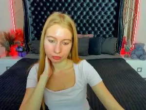 Cam4 Private Sex Chat of Alina__Blonde