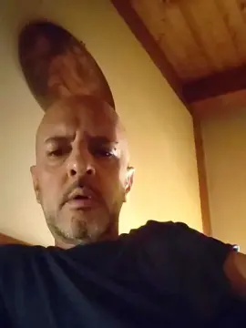 Cam4 Live Sex of CIONDOLONE82