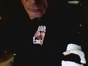 Cam4 Live Porn of bigd1ck22cm