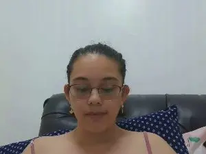 Cam4 Live Sex of simplesyndyxx