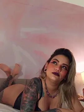 Cam4 Sex Chat of ZihaAdams_
