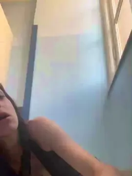 Cam4 Sex Chat of bigiulia42gcom2