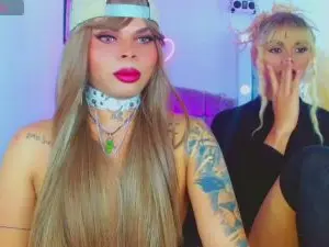 Cam4 Free Porn Cam of leslychaneldoll