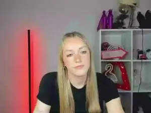 Cam4 Live Sex of EvelynBlond