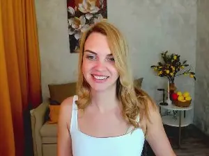 Cam4 Live Sex of LunaFlinn