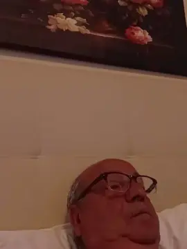 Cam4 Nude Webcam of minuzzo61