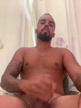Cam4 Sex Cam of lucasdotadorj23