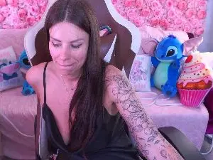 Cam4 Live Sex Cam of IsabellaFoxyy