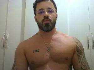 Cam4 Free Porn Cam of Alers87