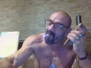 Cam4 Free Porn Cam of TomiPsexy