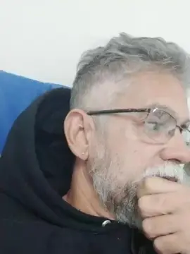Cam4 Live Sex of TomZyon