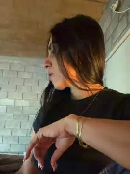Cam4 Watch Live Sex Cams of barbaradaiana