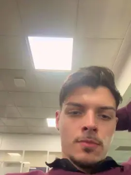 Cam4 Live Sex of ThomasRM98