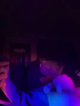 Cam4 Free Live Porn of bluepale666