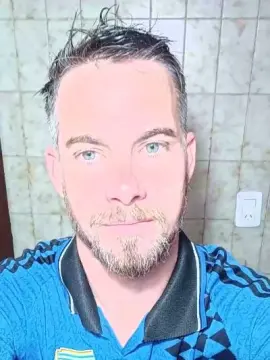 Cam4 Free Porn Cam of danthepiero