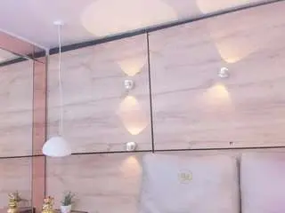 Camsoda Nude Webcam of alicce-monrroy