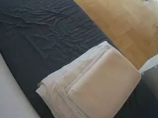 Camsoda Live Sex Cam of voyeurcam-julmodels-greybed-2