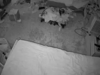 Camsoda Free Porn Cam of voyeurcam-julmodels-whitebed-5
