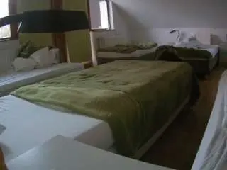 Camsoda Live Porn of voyeurcam-julmodels-bed-2