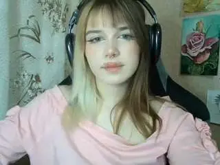 Camsoda Nude Webcam of mechellebabineau
