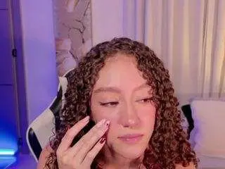 Camsoda Nude Webcam of chloemoretix