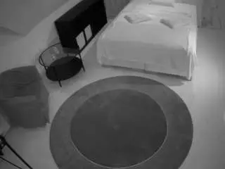 Camsoda Adult Webcam of voyeurcam-julmodels-whitebed-1
