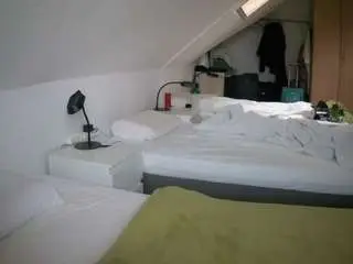 Camsoda Adult Webcam of voyeurcam-julmodels-bed-4