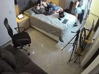 Camsoda Live Sex Cam of voyeurcam-casa-salsa-bedroom-11