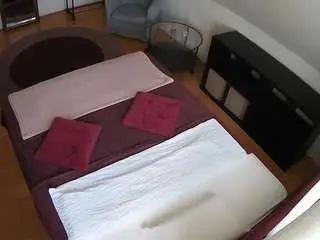 Camsoda Live Porn of voyeurcam-julmodels-whitebed-2