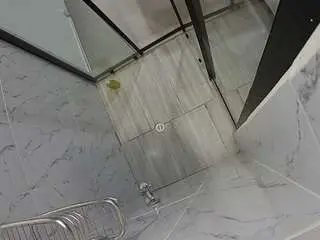 Camsoda Nude Webcam of voyeurcam-jb-shower-2