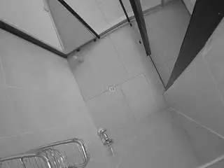 Camsoda Free Live Porn of voyeurcam-jb-shower-2