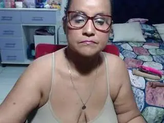 Camsoda Watch Live Sex Cams of samy-mature