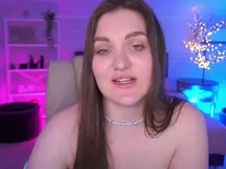 Camsoda Free Porn Cam of emmycharm