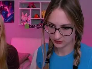 Camsoda Best live sex cam show of playful-sophie