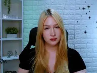 Camsoda Watch Live Sex Cams of playful-sophie