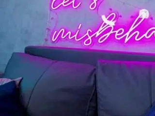 Camsoda Adult Video Chat of sofia-conner