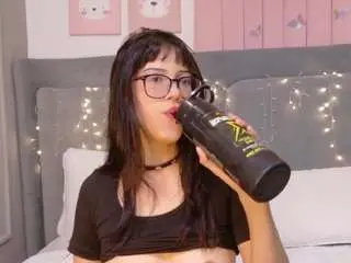 Camsoda Adult Webcam of mia-colllins
